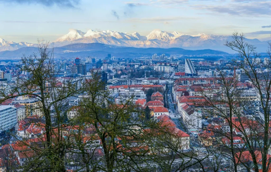 Ljubljana udsigt over Alperne